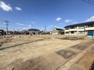 吉川市中曽根、新築一戸建ての画像です