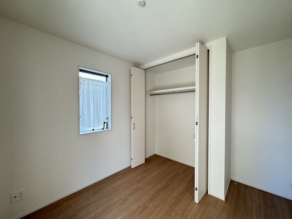 吉川市栄町、中古一戸建ての収納画像です