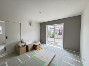 吉川市中曽根、新築一戸建ての居間画像です