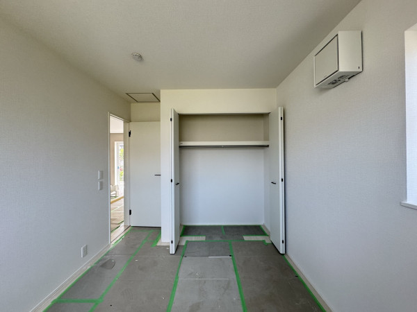 吉川市中曽根、新築一戸建ての画像です