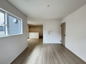 吉川市中野、新築一戸建ての画像です
