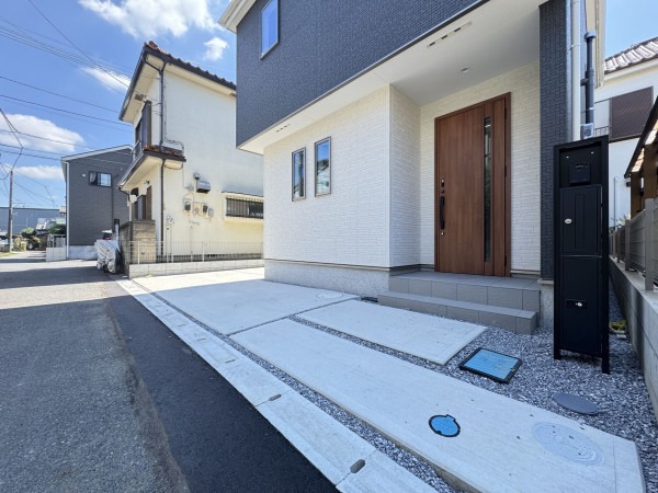 吉川市中野、新築一戸建ての画像です