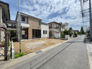 吉川市新栄、新築一戸建ての画像です