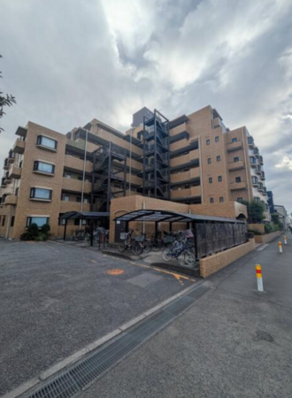 三郷市早稲田、マンションの画像です