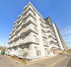 三郷市三郷、マンションの画像です