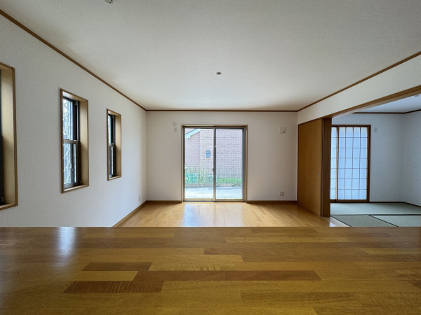 三郷市彦成、中古一戸建ての画像です