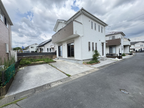 三郷市彦成、中古一戸建ての画像です