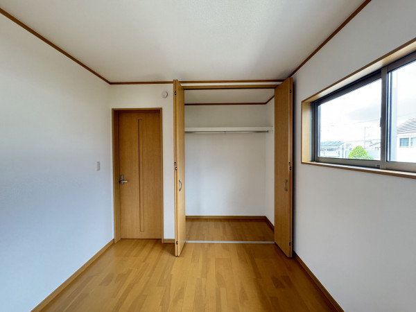 三郷市彦成、中古一戸建ての画像です