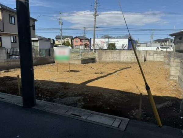 吉川市大字上内川、土地の外観画像です