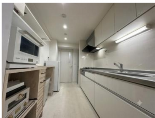 三郷市さつき平、マンションのキッチン画像です