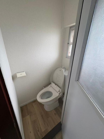 三郷市彦成、マンションのトイレ画像です