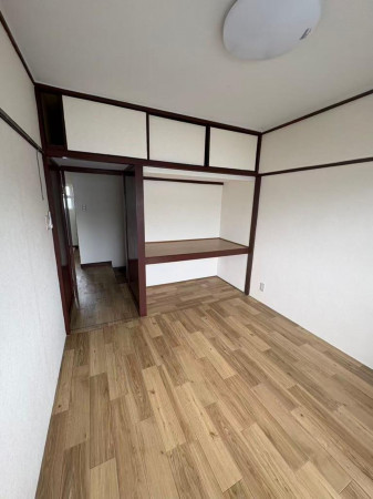 三郷市彦成、マンションの内装画像です