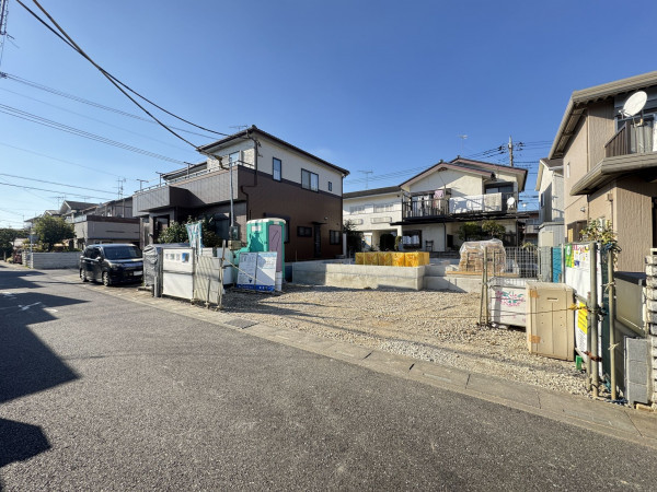 吉川市新栄、新築一戸建ての画像です