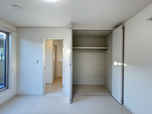 吉川市美南、中古一戸建ての収納画像です