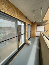 三郷市早稲田、マンションのバルコニー画像です