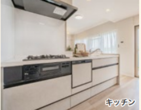 吉川市大字保、マンションのキッチン画像です
