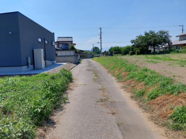 前橋市亀泉町、土地の画像です
