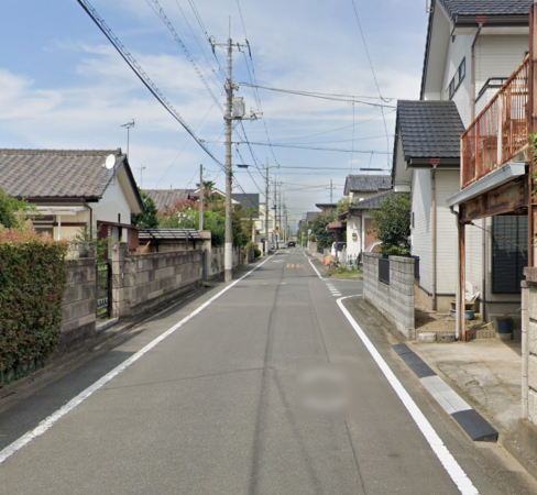 前橋市大利根町、土地の前面道路を含む現地写真画像です