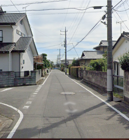 前橋市大利根町、土地の前面道路を含む現地写真画像です
