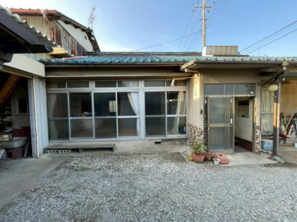前橋市横手町、収益物件/店舗付住宅の画像です