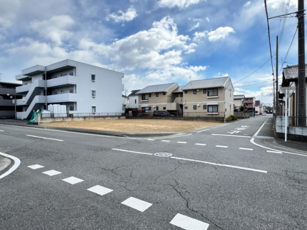 前橋市荒牧町、土地の画像です