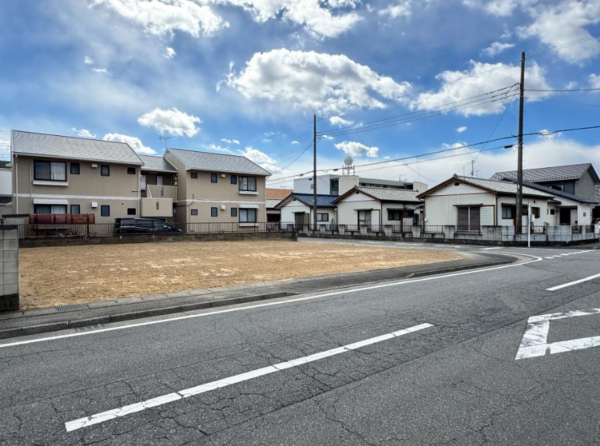 前橋市荒牧町、土地の画像です