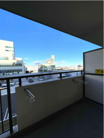 前橋市古市町、収益物件/マンションのバルコニー画像です