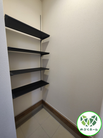 前橋市後家町、新築一戸建ての玄関画像です