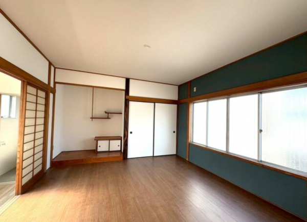 前橋市城東町、収益物件/店舗付住宅の画像です