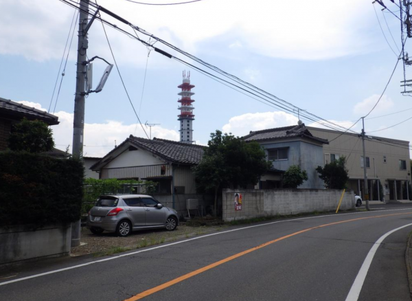 前橋市下沖町、土地の前面道路を含む現地写真画像です