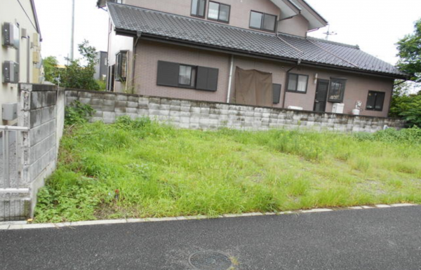 前橋市龍蔵寺町、土地の画像です