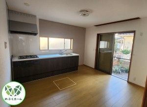 前橋市箱田町、中古一戸建てのキッチン画像です
