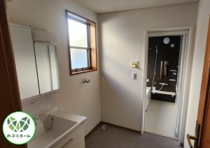 前橋市箱田町、中古一戸建ての洗面画像です