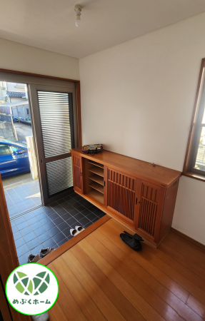 前橋市箱田町、中古一戸建ての玄関画像です