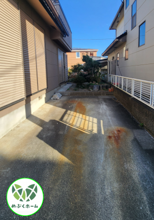 前橋市箱田町、中古一戸建ての駐車場画像です