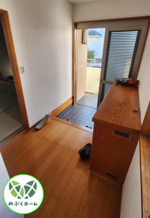 前橋市箱田町、中古一戸建ての玄関画像です