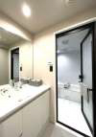 渋谷区代官山町、マンションの洗面画像です