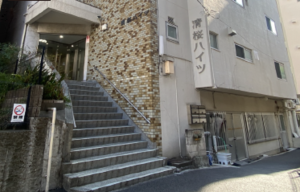 渋谷区桜丘町、マンションの外観画像です