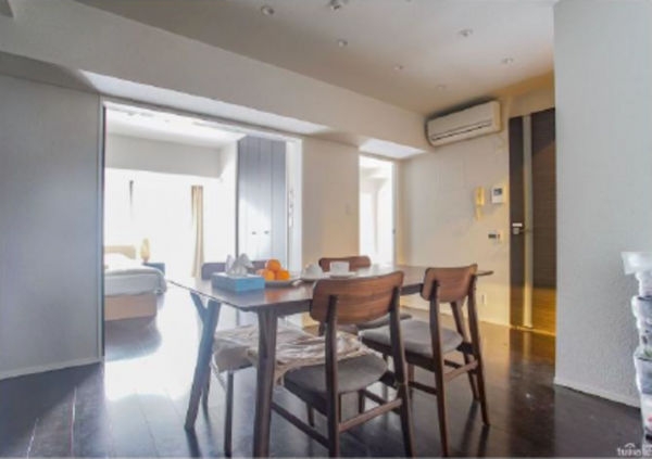 渋谷区道玄坂、マンションの居間画像です