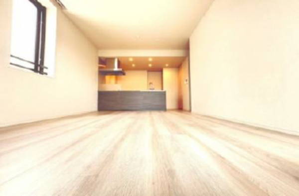 渋谷区渋谷、マンションの居間画像です