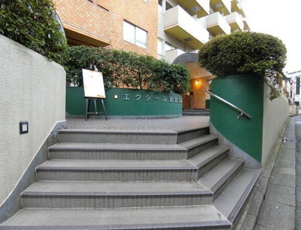 渋谷区道玄坂、マンションの外観画像です