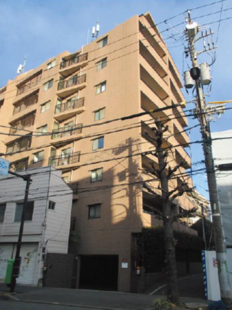 渋谷区広尾、マンションの外観画像です