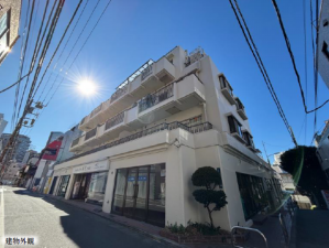 渋谷区円山町、マンションの外観画像です