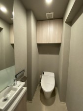 渋谷区桜丘町、マンションのトイレ画像です