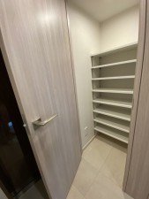 渋谷区桜丘町、マンションの収納画像です