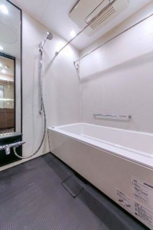 目黒区大橋、マンションの風呂画像です