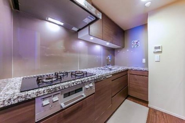 目黒区大橋、マンションのキッチン画像です