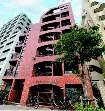 渋谷区富ヶ谷、マンションの外観画像です