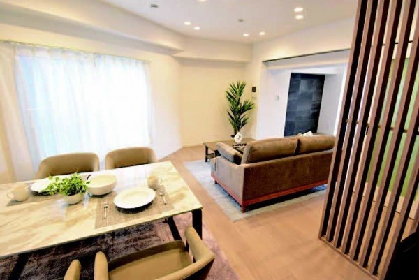 渋谷区南平台町、マンションの居間画像です