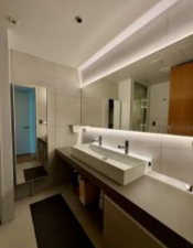 渋谷区渋谷、マンションの洗面画像です